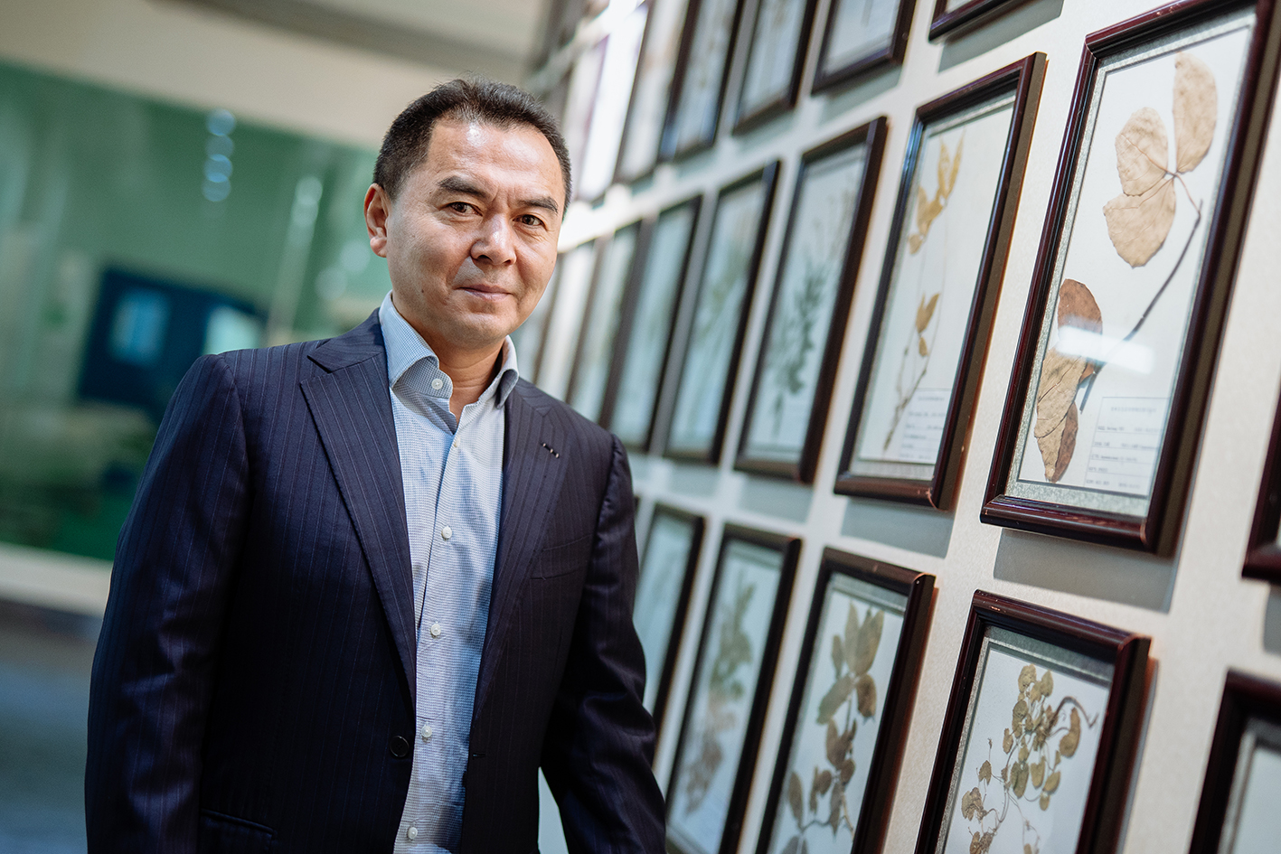贵州百灵企业集团制药股份有限公司董事长  姜伟